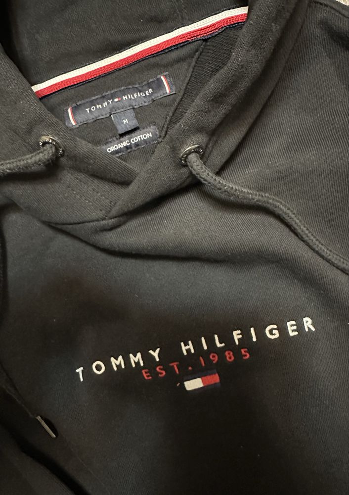 Суитчъри Calvin Klein Tommy Hilfiger
