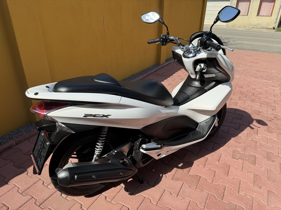 Honda PCX 125 alb perlat