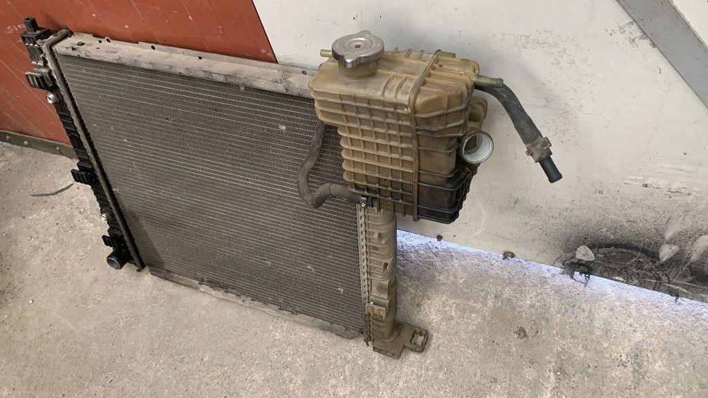 Radiator apa/răcire Mercedes vito w638