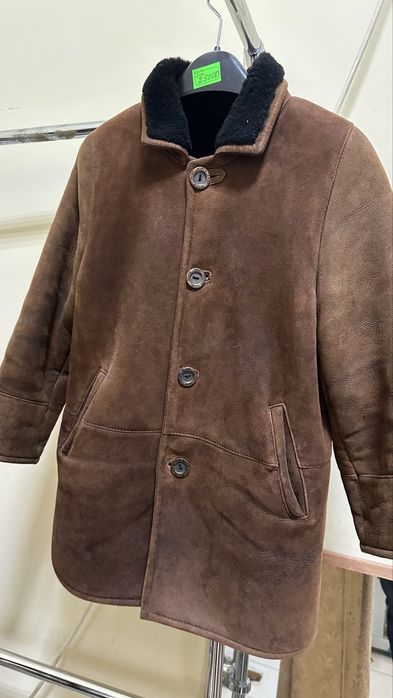 Продам детскую натуральную дубленку. Турция.