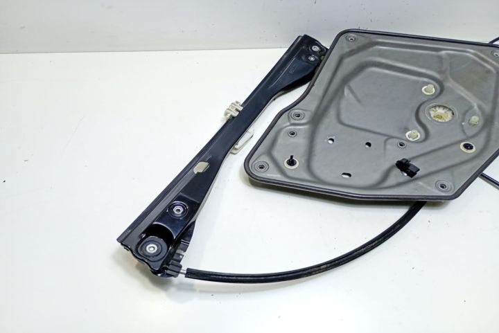 Macara  dreapta fata Skoda Superb a 2-a generatie (facelift)