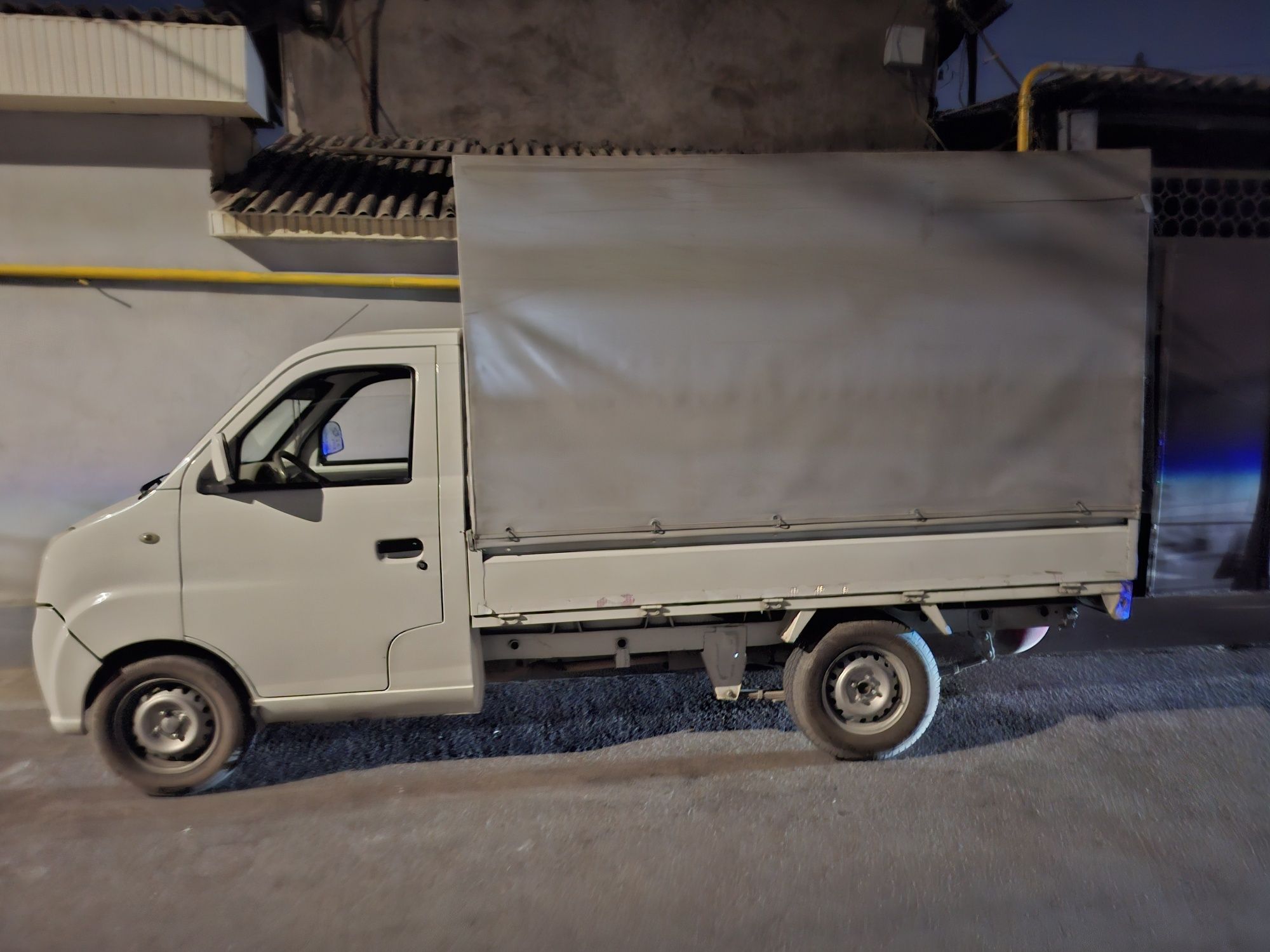 Lifan yuk moshina грузовой лифан