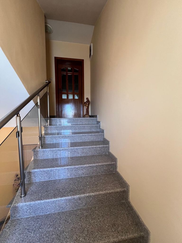 Продава се Къща в с. Граф Игнатиево, Област Пловдив - 390 кв.м за 1026 €/кв.м - Снимка #2