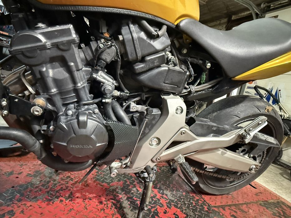 Honda Hornet dezmembrez