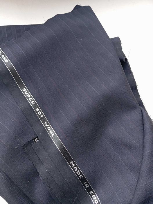 Ткань 100%  английская шерсть