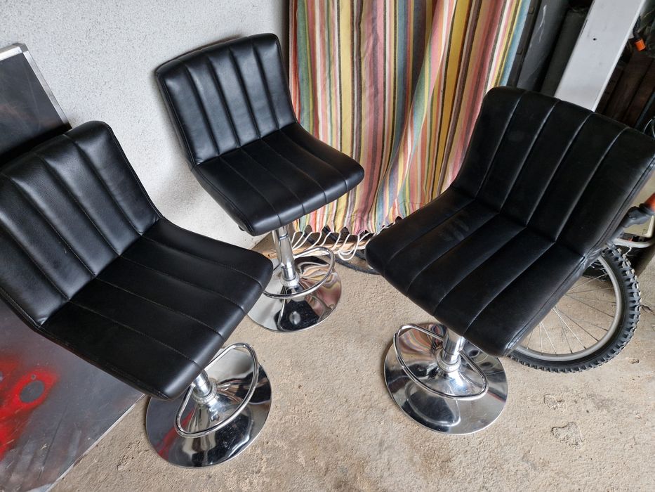 Scaune de bar Kring piele neagra picior crom