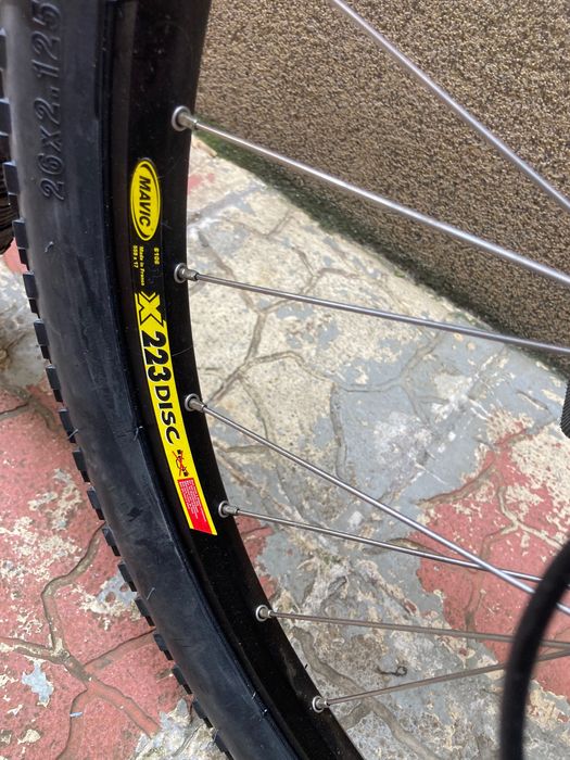 Bicicleta MTB full suspension Germania