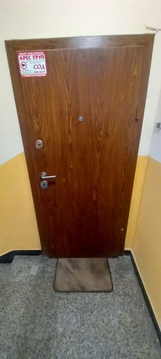 БЕЗ КОМИСИОН 100кв.м. 4-стаен апартамент център гр.Варна