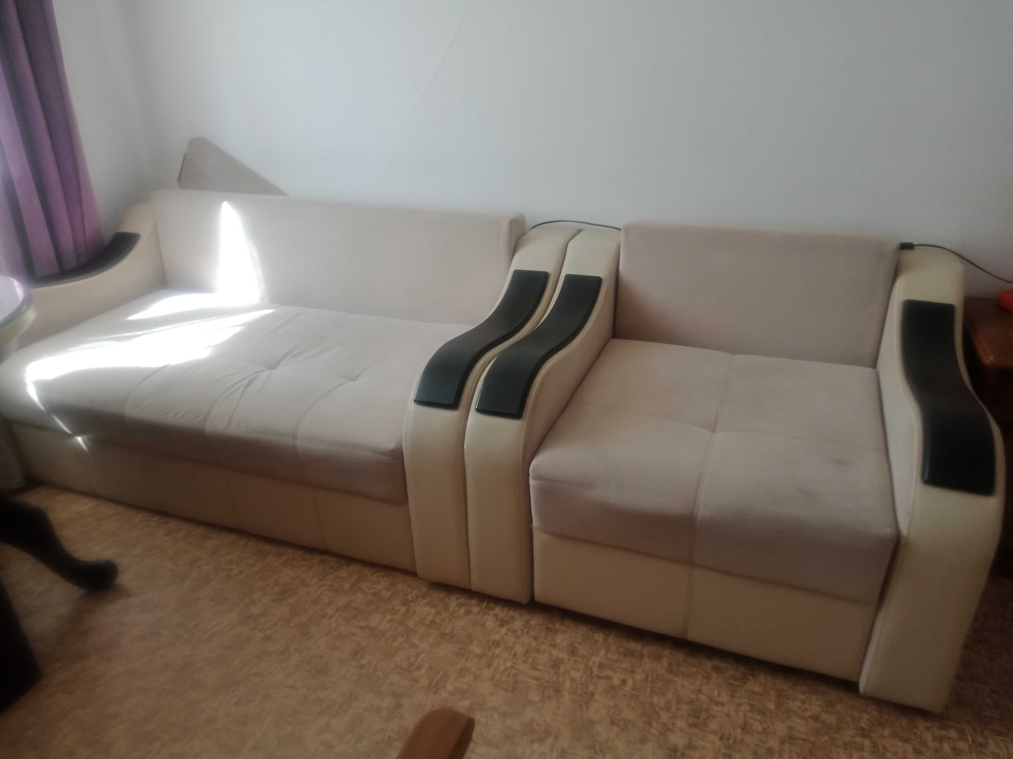 Продам диван и кресло