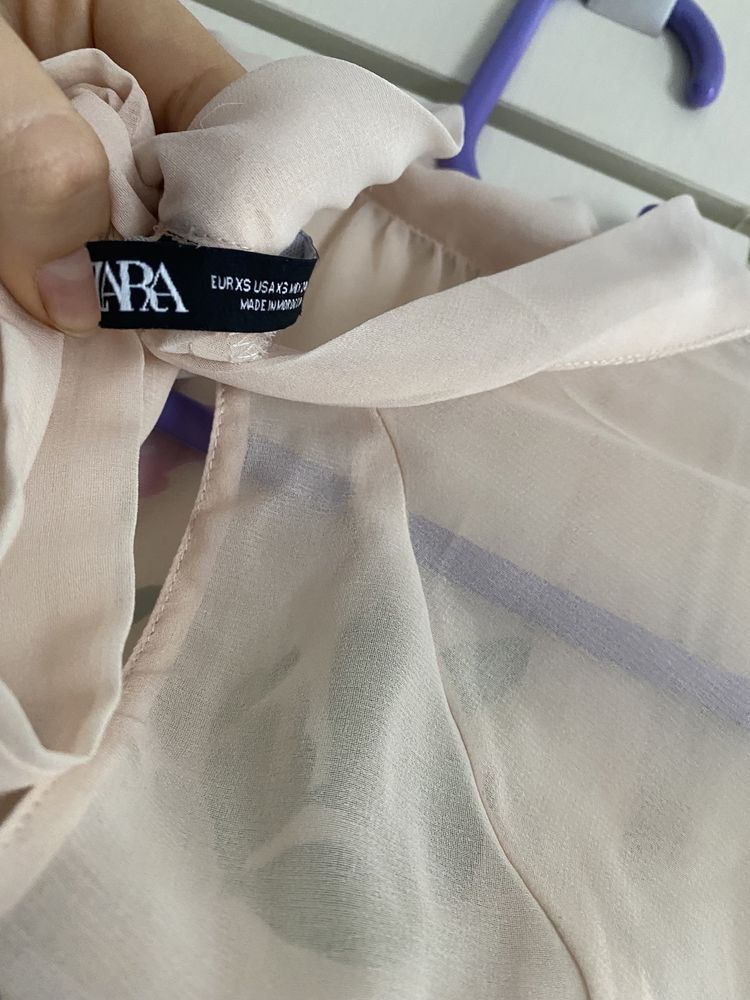 Zara блуза в перфектно състояние