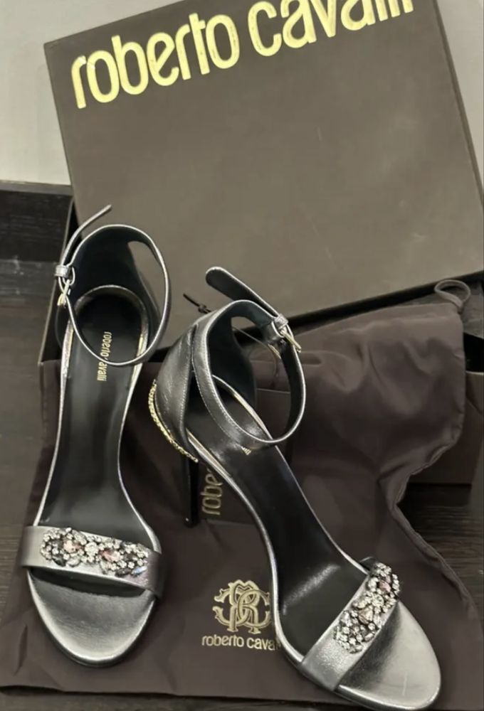 Sandale Roberto Cavalli,mas 40 IT,autentici 100% Noi Ocazie!