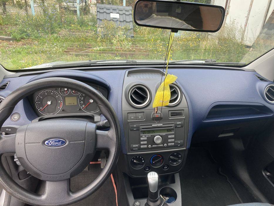 Ford fiesta 1.3 benzina