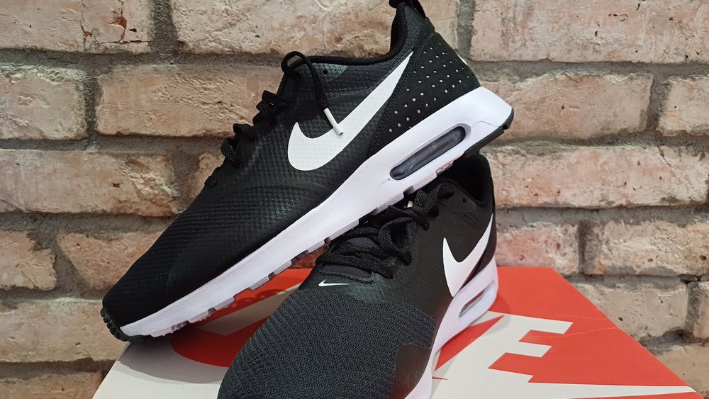 Nike Air Max Tavas