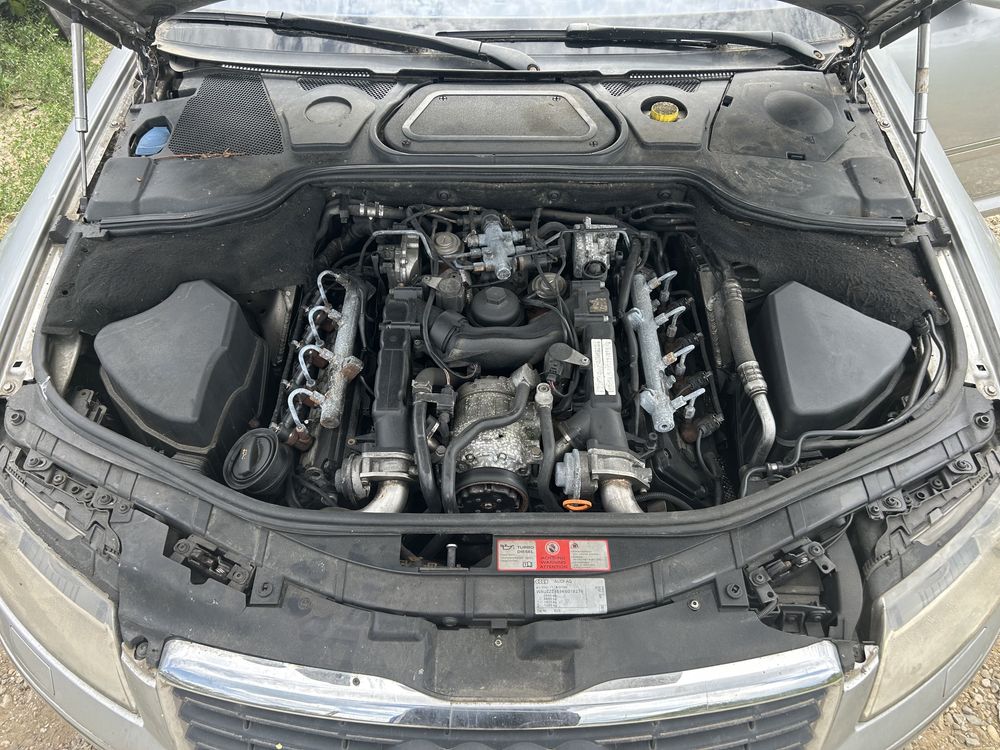 Dezmembrez Audi A8 4.0 TDI V8 cod motor ASE