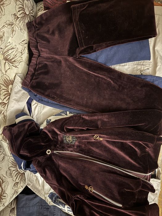 Отдам бесплатно детскую одежду для девочки 7-10 лет