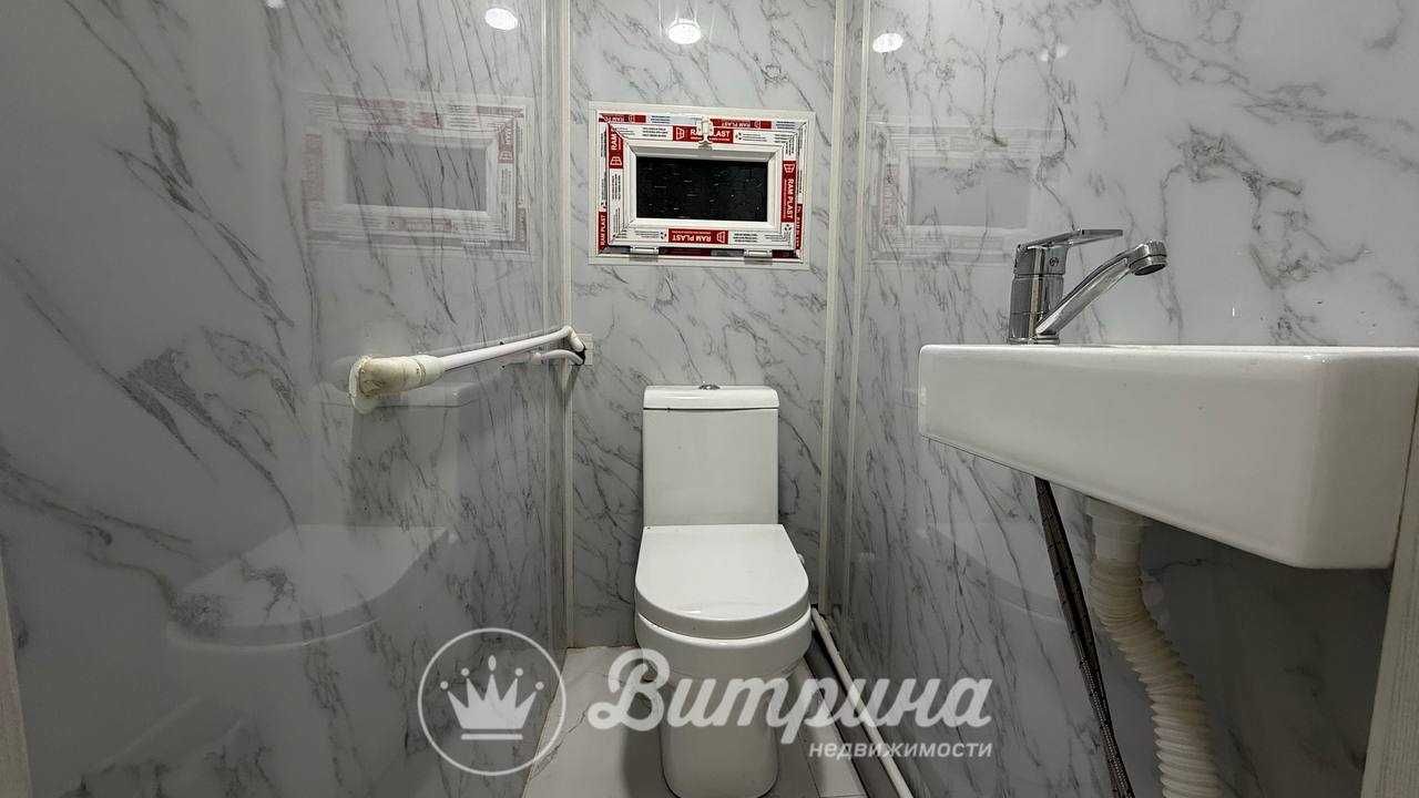 Продается 4-комнатная квартира на Карасу