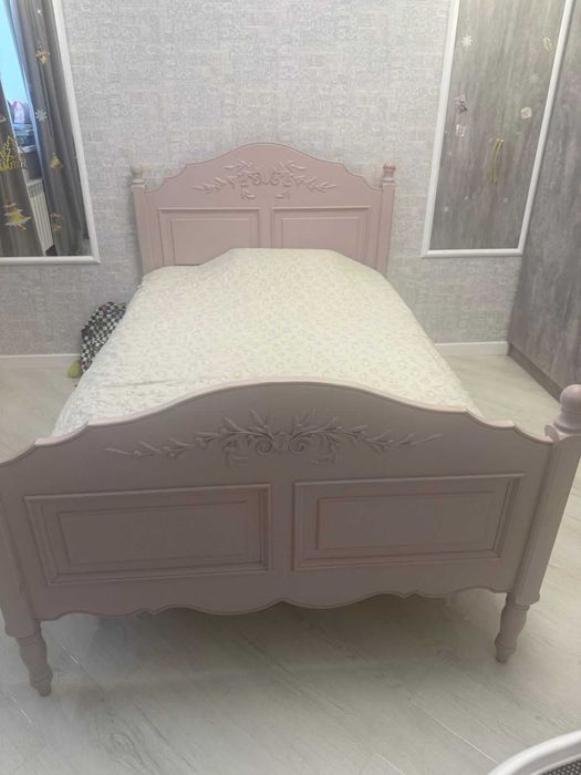 Кровать из натуральной сосны