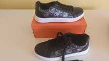 Pantofi sport noi