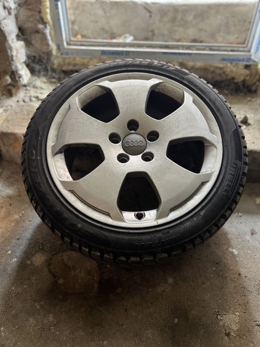 Jante Audi + anvelope 225/45/17 Pirelli