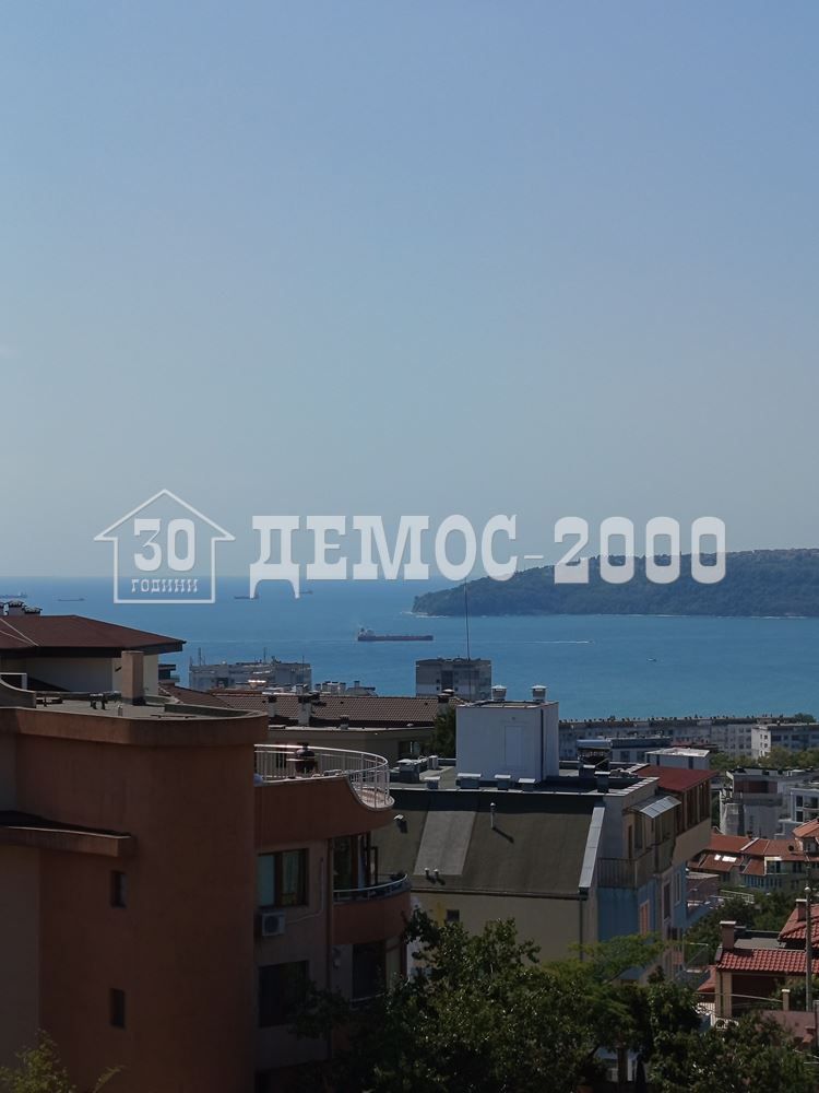 Двустаен обзаведен с МОРСКА ПАНОРАМА и паркомясто