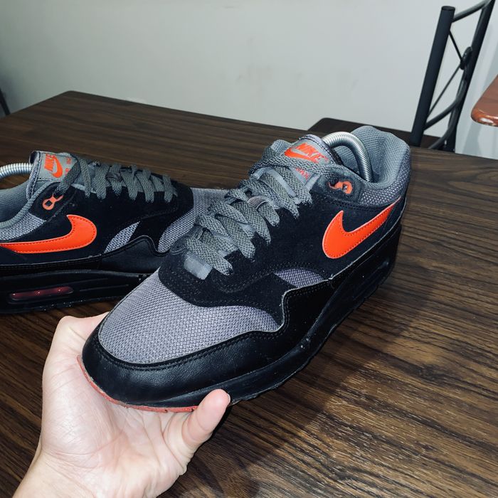 Nike Air Max 1 Marimea 42.5 Negru cu Rosu
