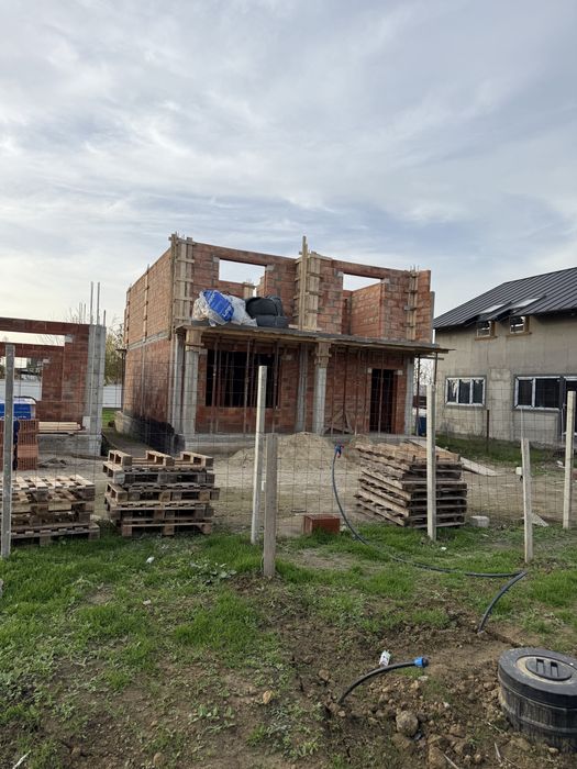 Vand Doua case in Cazasu P+E