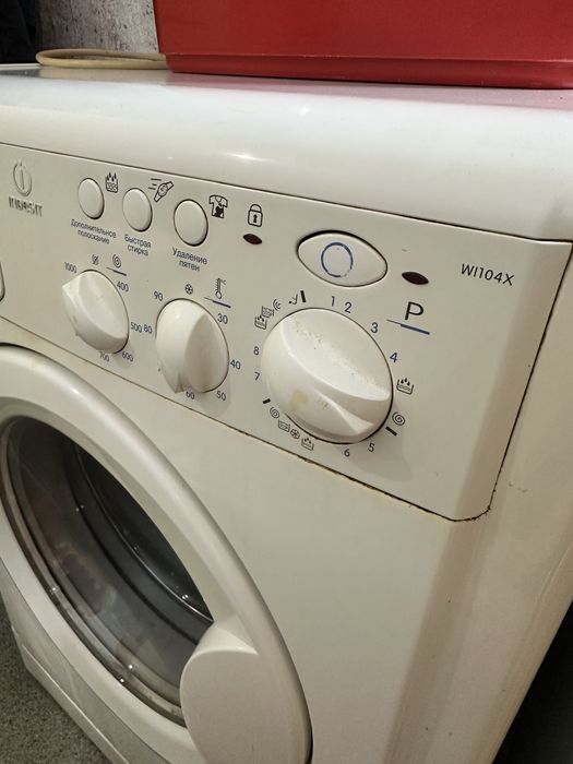 Стиральная машинка Indesit WI104X