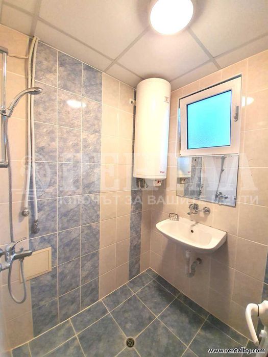 Дава се под наем Двустаен апартамент в Пловдив, Център - 65 кв.м за 331.5 € - Снимка #9