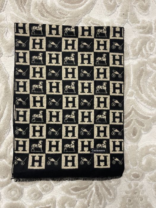 Fular NOU din casmir, model Hermes