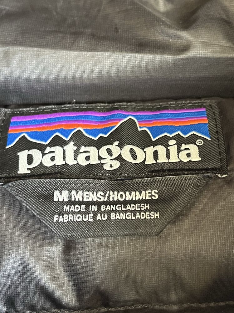 PATAGONIA : Down Hooded Jacket - размер М / Оригинал
