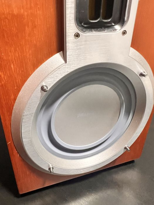 Boxe philips mcd 708