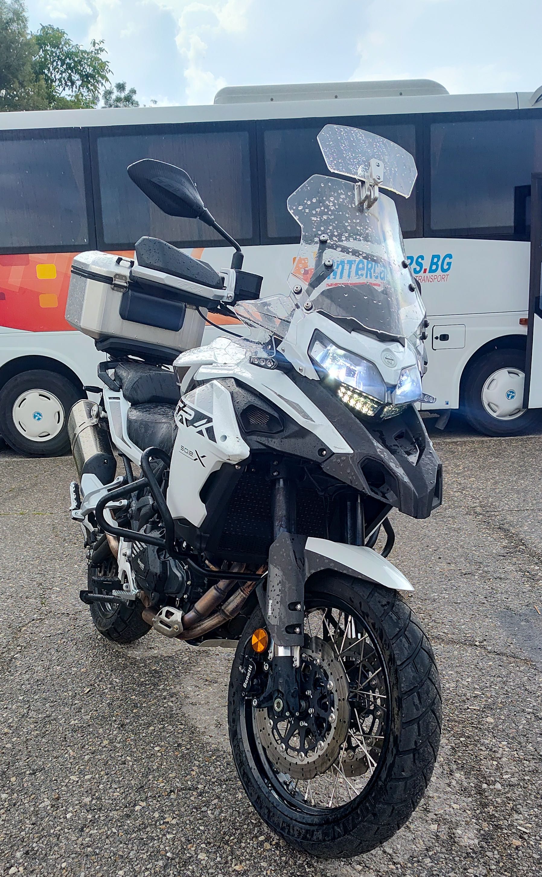 Benelli TRK 502x