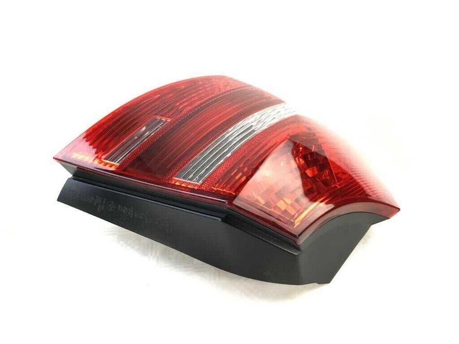 Tripla Lampa stop stanga dreapta bmw e87 facelift High beam