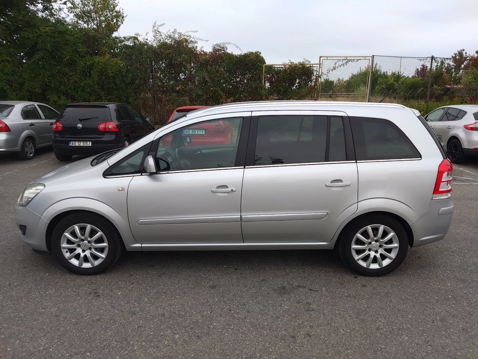Opel Zafira B Facelift model Cosmo 1,6 benzină EcoFlex 115cp