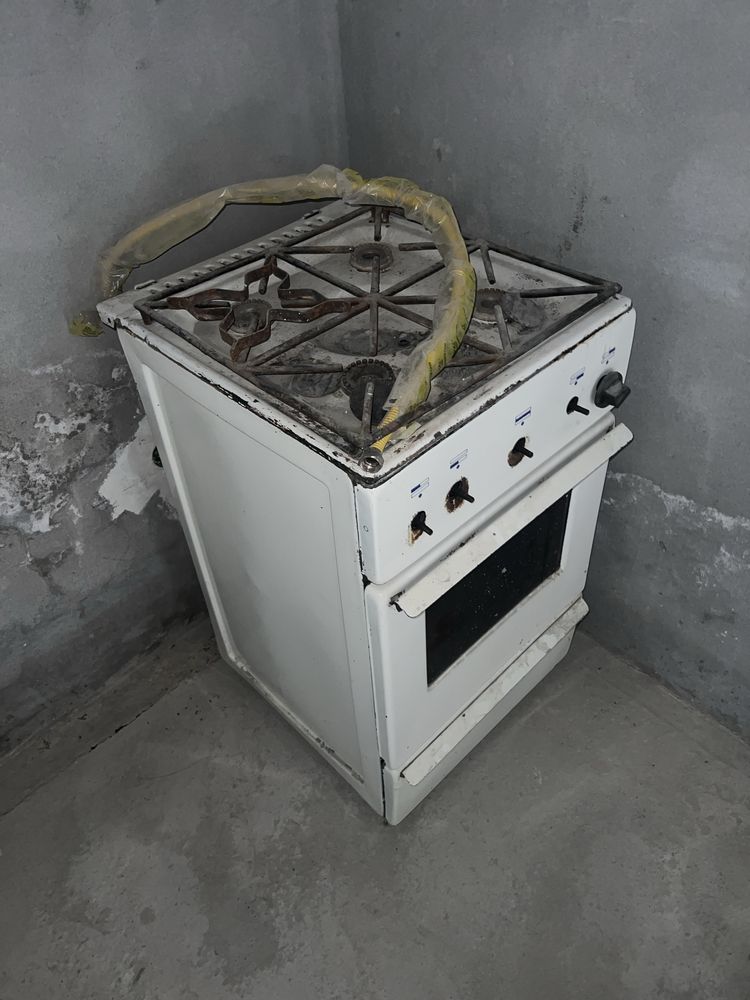 Cccр gaz plita sotiladi ishlidi