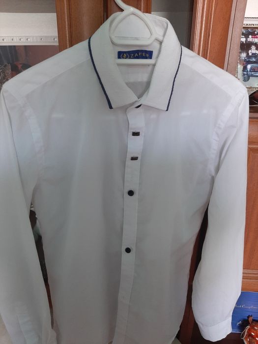 Продам рубашки 10-12 лет Турция