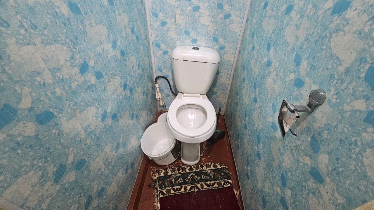 Срочно сотилади Сергели дустлик1 .2/2/5  без ремонт 2×6 балкон мактаб
