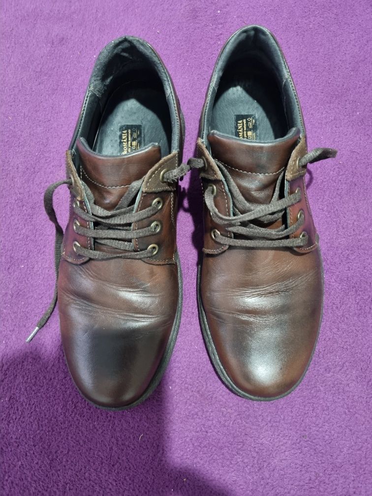 Vind pantofi piele