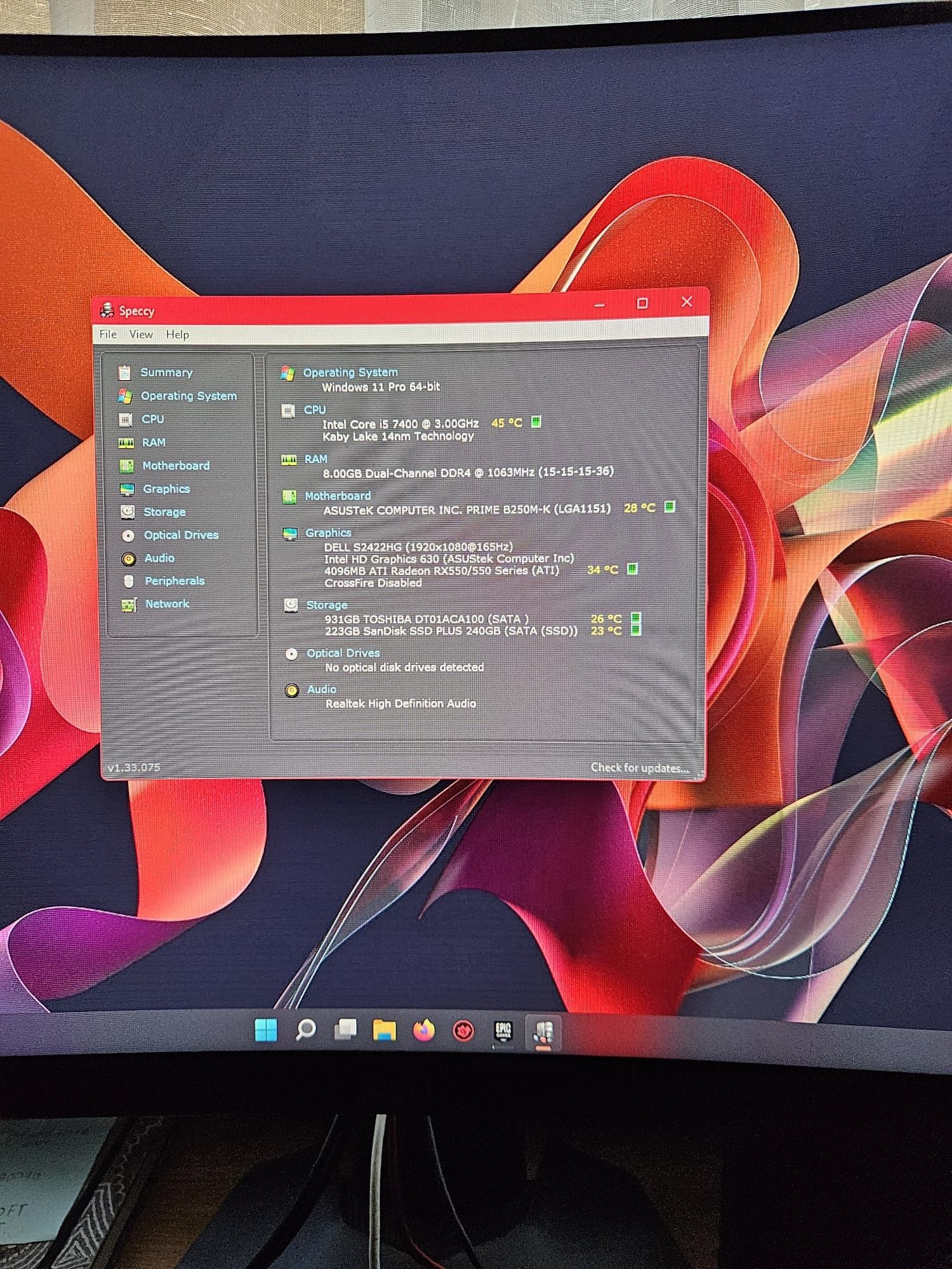 Vând pc procesor i5 7600 ram 8 gb placă video 4 gb