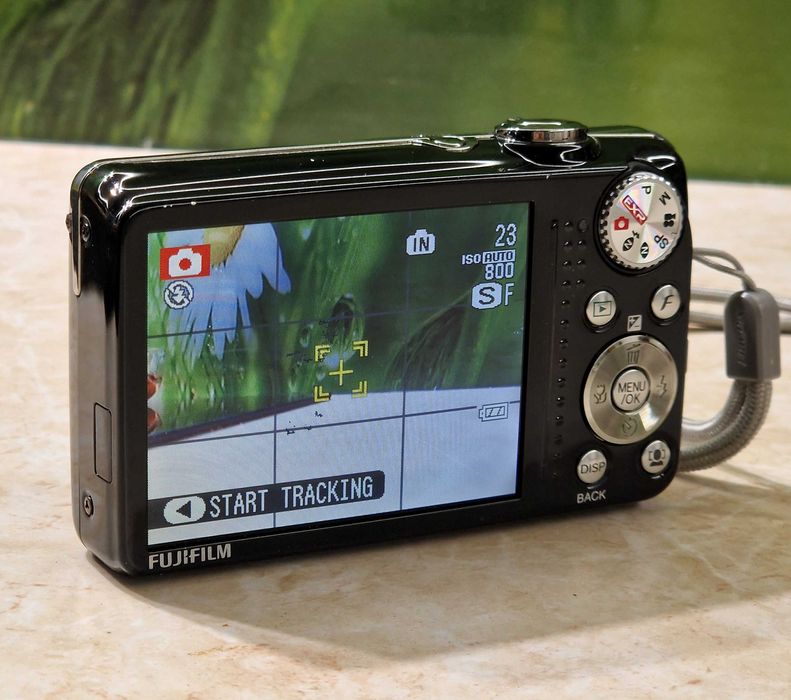 Дигитален фотоапарат Fujifilm FinePix F80 EXR (черен)