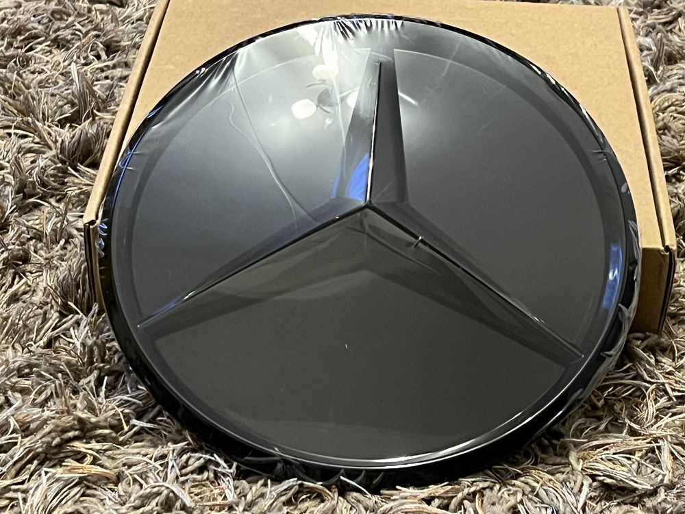 Emblema grila centrala Mercedes GLE GLS Full Black negru lucios 2020+