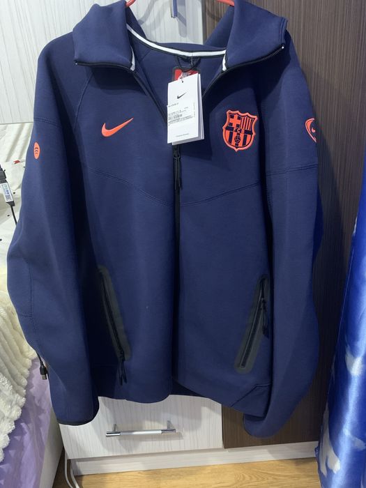 nike Tech Barcelona
