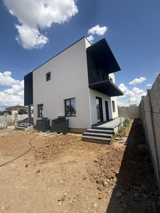 Casa La acheie P+1 In Craiova, cartier Marin Sorescu Fost simnicu