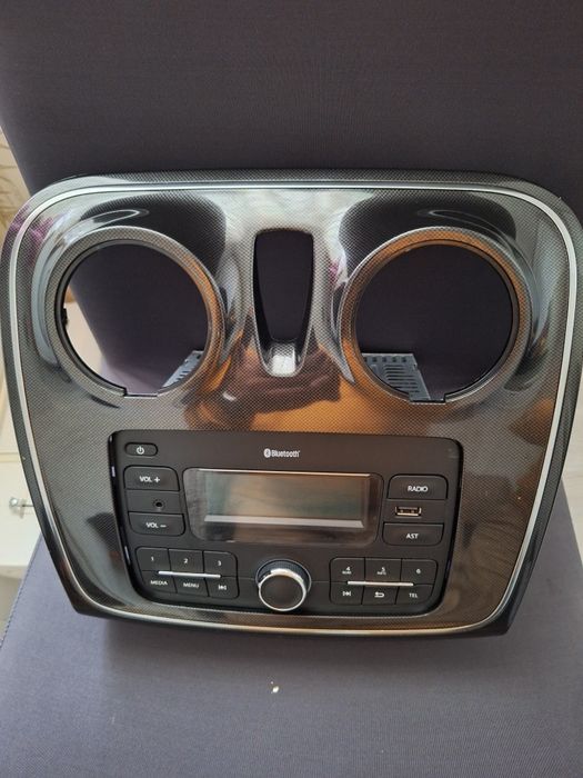 Vând radio mp3 Bluetooth