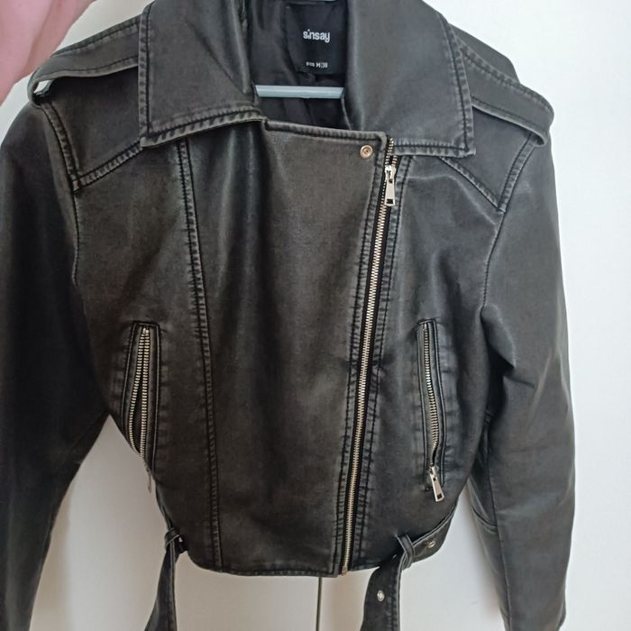 Сиво, кожено яке