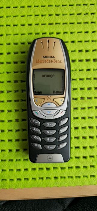 Nokia 6310i culoare negru cu auriu mercedes benz