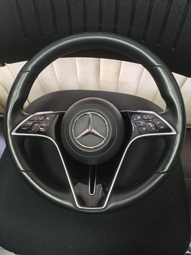Волан за Mercedes W223