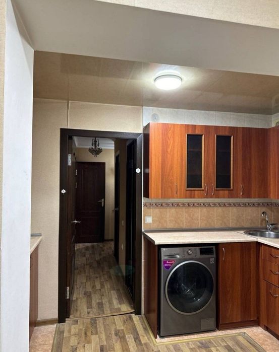 Chilonzor Novza Metro