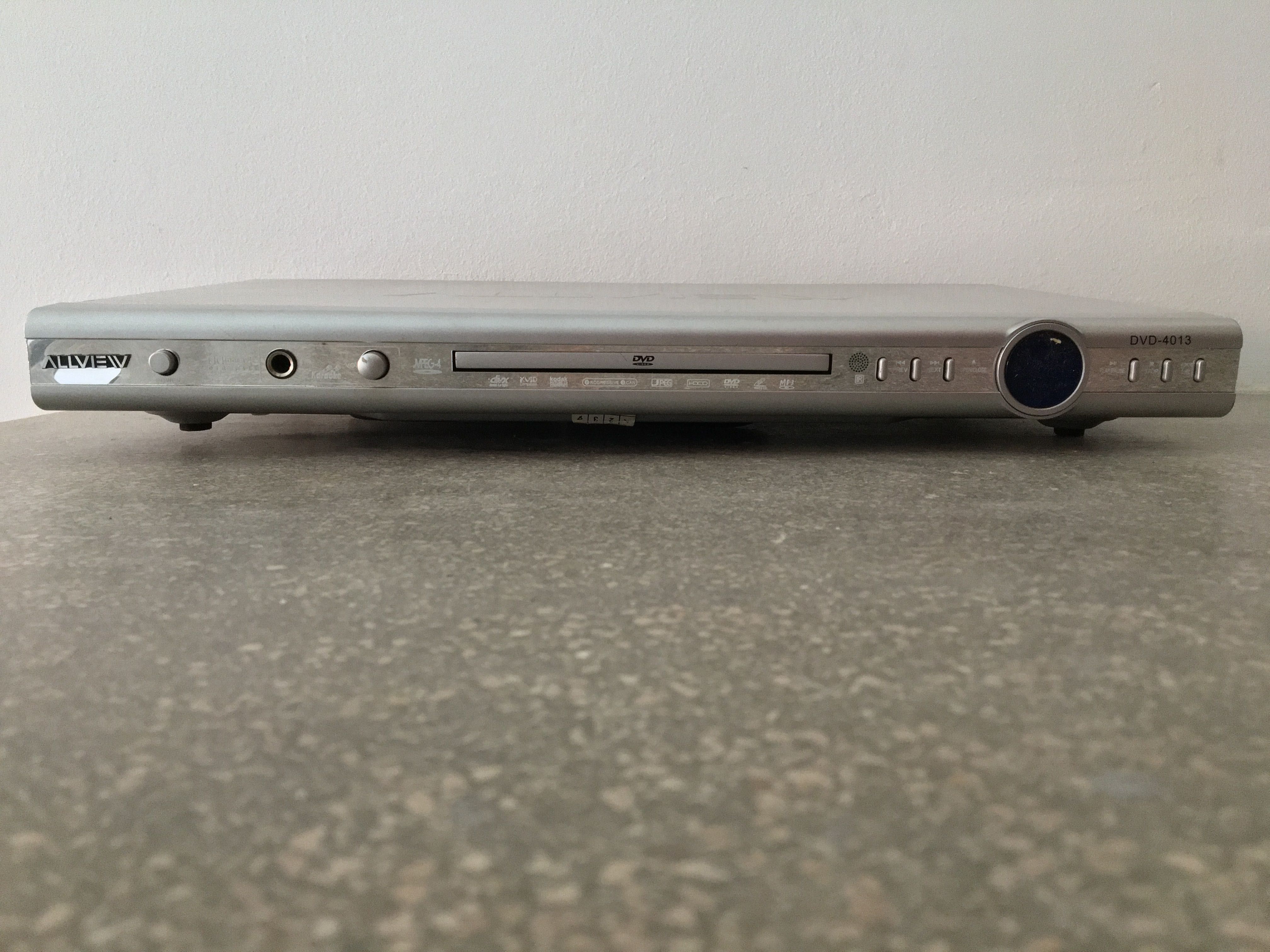 DVD player  Allview cu telecomandă