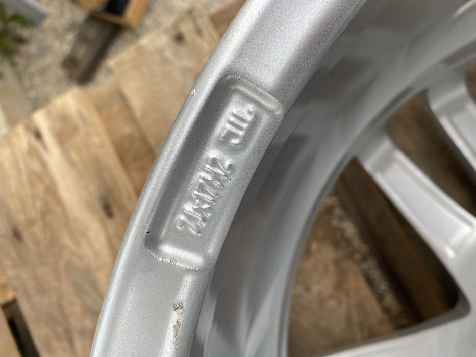 17 цола 5 х 112 мм Фолксваген , Ауди , VW , Audi